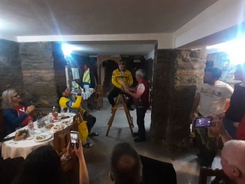 Момент от награждаването след финала - 208 км