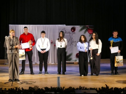 Нова Загора отличи изявените си ученици за 2025 година