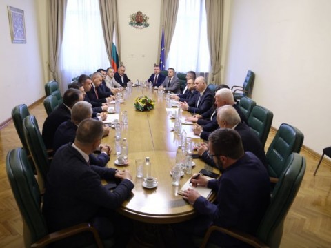 Правителството ускорява изграждането на четирилентов път Асеновград- Смолян