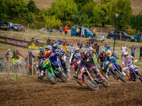Мотополигон „Докса баир“ стана арена на зрелищния „Grand Prix Kippen 2025“