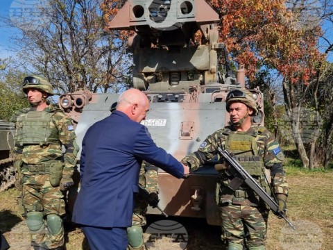 Премиерът и министърът на отбраната бяха гости на командно-щабно учение на Многонационалната бойна група на НАТО в България