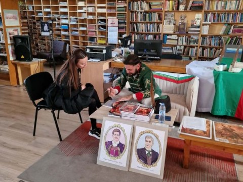 Д-р Искрен Красимиров представи в Сливен книгата си за Априлското въстание