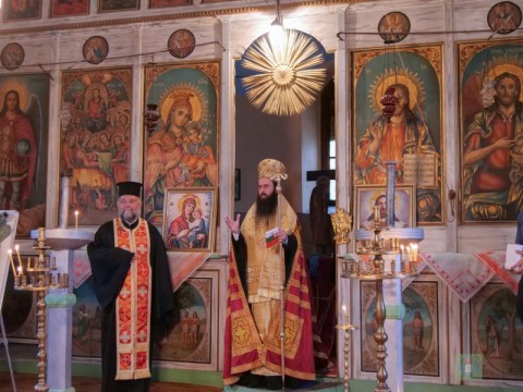 Сливенският митрополит Арсений посети село Маломир