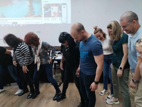 Обучение на тема: „Ефективни подходи за преодоляване на стреса и агресията в училище” и представяне на дейности по проект Еразъм + 
