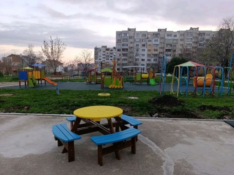 Nova detska ploshtadka