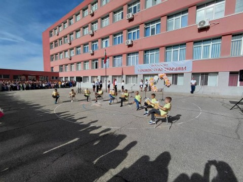 Тържествено начало на новата учебна година в Твърдица