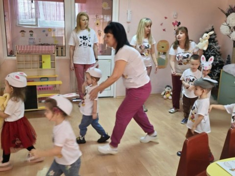 „Утринна история“ – споделена грижа и споделен успех в яслените групи на ДГ „Еделвайс“