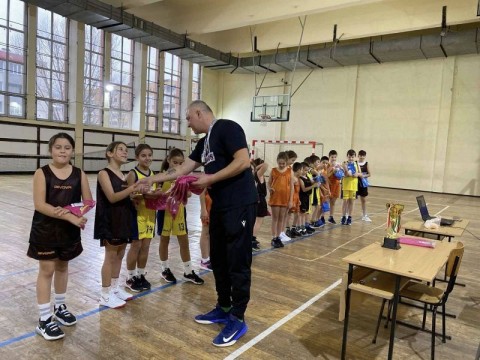 Спортен празник