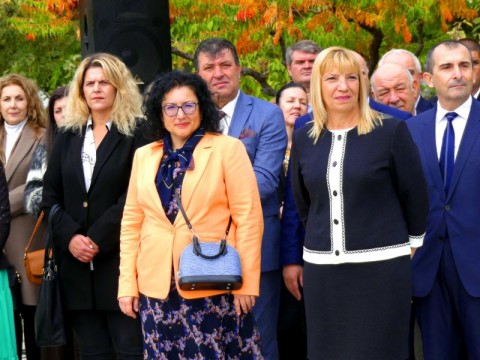 Нова Загора отбеляза своя духовен и градски празник – Петковден