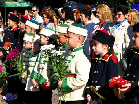 Нова Загора откри паметник на Стоян Омарчевски – родолюбеца, завещал на България Деня на народните будители