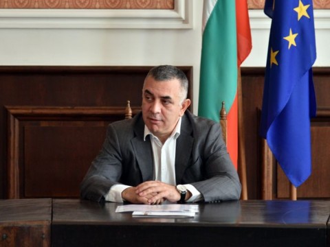 Стефан Радев 