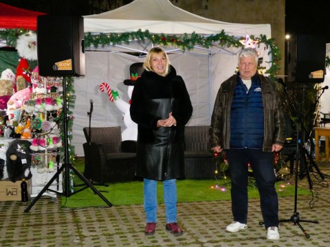 Открит бе Коледен базар в Нова Загора