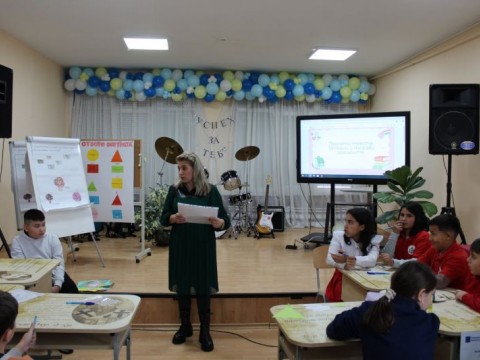 Представителна изява по проекта „Успех за теб“ обедини ученици от Твърдица, Шивачево и Бяла паланка