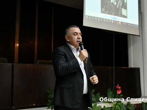 Стефан Радев 