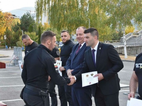 Отборът на ОДМВР-Сливен се класира сред първите пет в благотворителен турнир на ГДБОП 