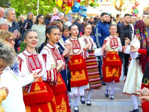 „Живата традиция“ отново събра майстори и почитатели на българското в Нова Загора