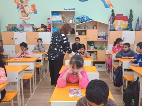 Традициите оживяват: „Приказка за мартеницата“ – от музея до класната стая в ОУ „Капитан Петър Пармаков“ – Градец