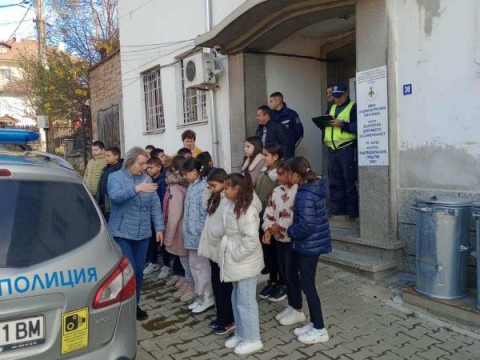 Ден на отворените врати в Районно управление на полицията в Котел