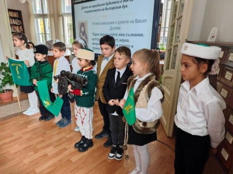 Изложбата за Сава Доброплодни привлече рекорден брой посетители в Сливен