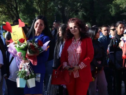 142 първокласници започнаха учебната година в община Котел