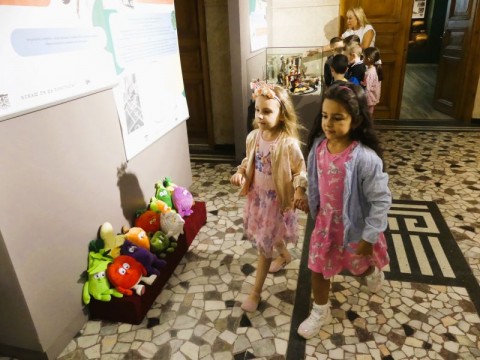 Временна изложба „Искаш ли да поиграем“ гостува в Нова Загора