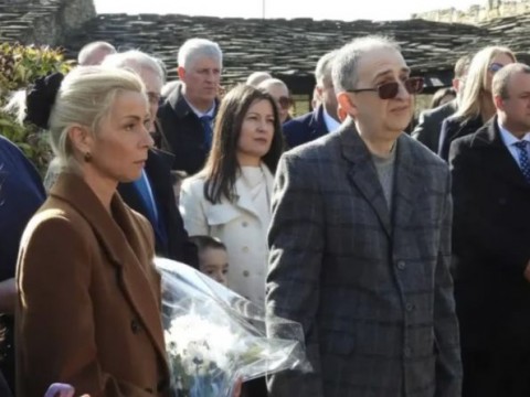 Бюст-паметник на д-р Петър Берон беше открит в Двора на Кирилицата в Плиска