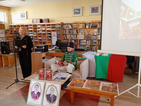 Д-р Искрен Красимиров представи в Сливен книгата си за Априлското въстание