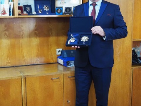 Старши комисар Димитър Величков е удостоен със златен медал за доблест и заслуги