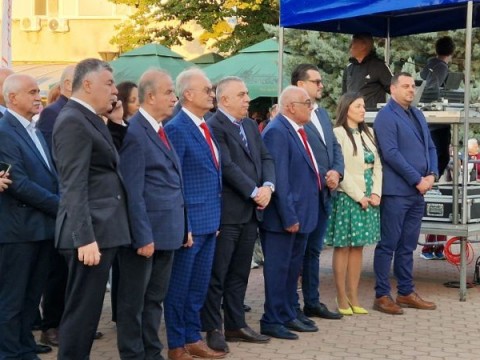 Стефан Радев в Карнобат