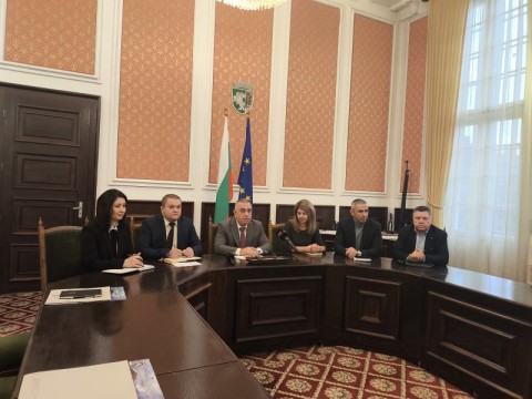 Стефан Радев