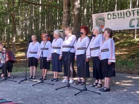 Общотвърдишки събор „Хайдушка поляна“ – мост между поколенията и пазител на родовата памет
