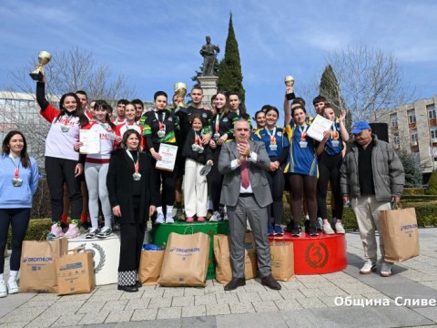 Награди за участниците в 61-то издание на щафета „Освободител“ в Сливен