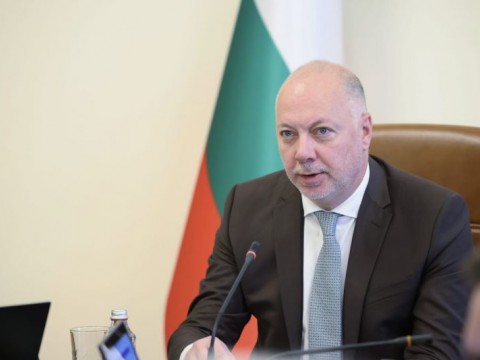 Премиерът Желязков: Благодаря на българските дипломати и службите за сигурност за внимателно планираните действия по евакуацията от Израел