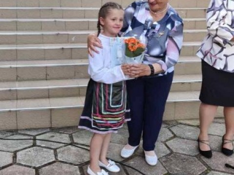 Боров дол отпразнува деня на селото с музика, танци и много настроение