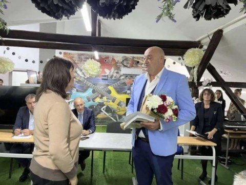 Министърът на образованието Красимир Вълчев гостува в Градец за Деня на народните будители