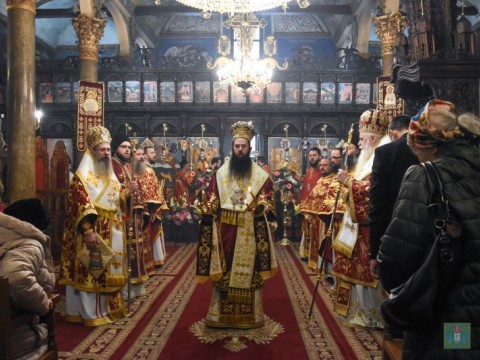 Архиерейска св. Литургия за храмовия празник на катедралния храм „Св. вмчк Димитър Солунски“ в Сливен