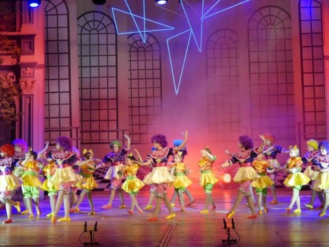 Бляскава премиера на мюзикъла „Звезда“ озари сцената в Нова Загора