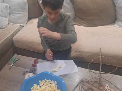 Работилница за сурвакници