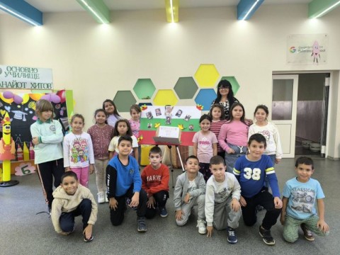  	Продължаваме да почитаме Будителите! 