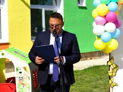 В с. Съдиево, общ Нова Загора беше открита нова детска градина в цветовете на дъгата
