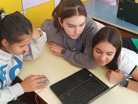 „Тайната на изгубения архив“