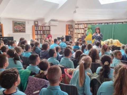 В РБ „Сава Доброплодни“ - Сливен приключиха проявите от програмата „Във вълшебния свят на  приказките“