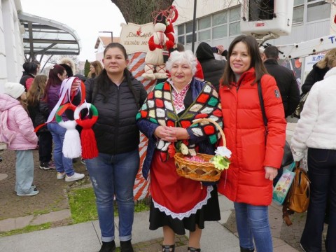 Нова Загора постави началото на „Дърво на желанията“ на 1 март