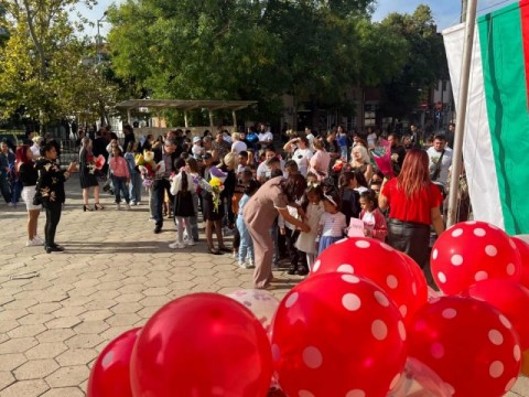 3 045 ученици започнаха новата учебна година в община Нова Загора