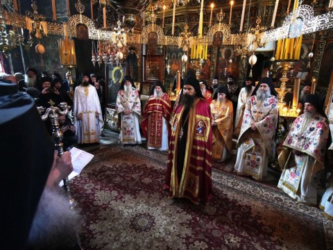 Новият игумен на Зографския манастир бе интронизиран в Атон, държавата засвидетелства подкрепа със символичен дар