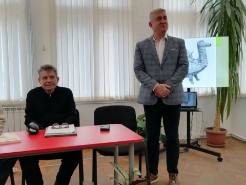 доц.д-р Николай Сираков