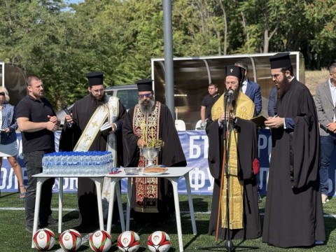 Откриха реновирания стадион „Ветрен“ в Бургас 2
