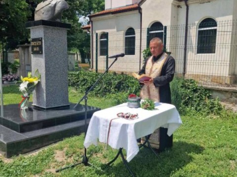 Паметник на Христо Ботев бе открит в село Оризари на 2 юни