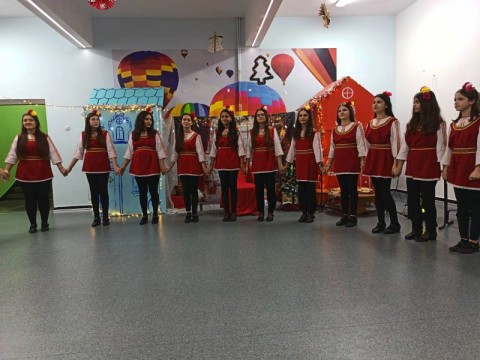  Коледно настроение в ОУ „Панайот Хитов“