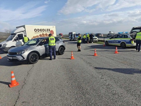 Пътна полиция със засилени проверки по отношение техническото състояние на автомобилите